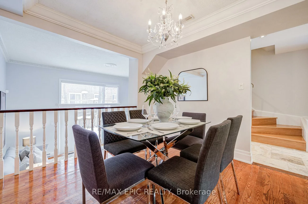 115, Henderson, Thornhill, Markham