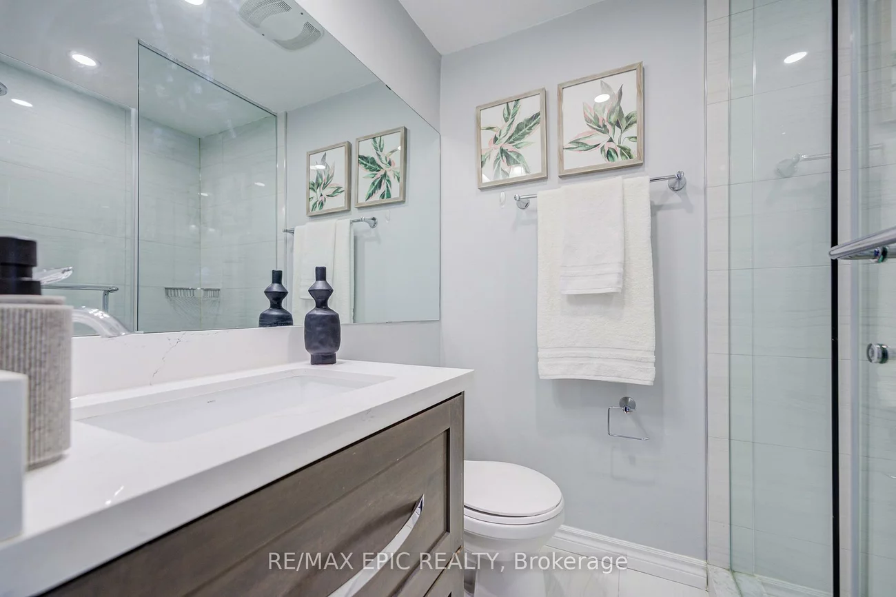 115, Henderson, Thornhill, Markham