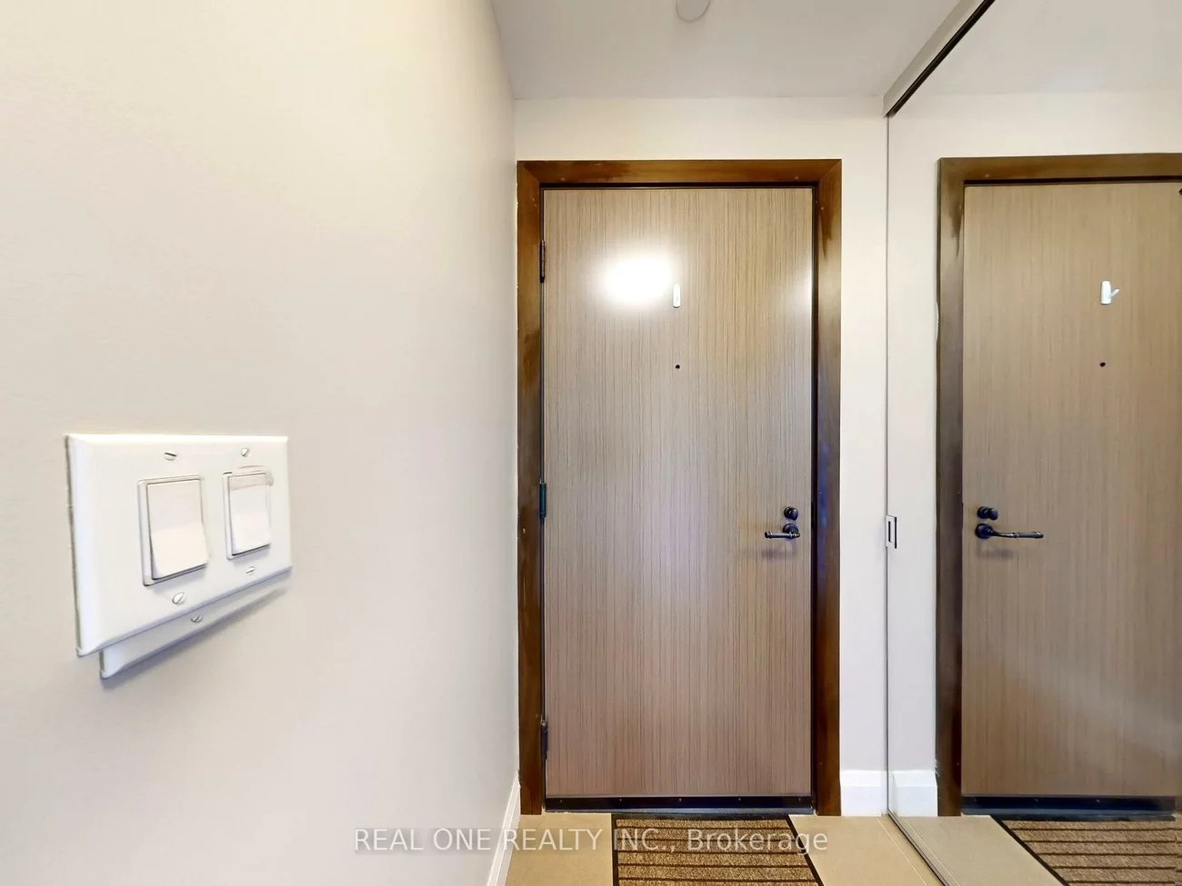 1, Uptown, Unionville, Markham