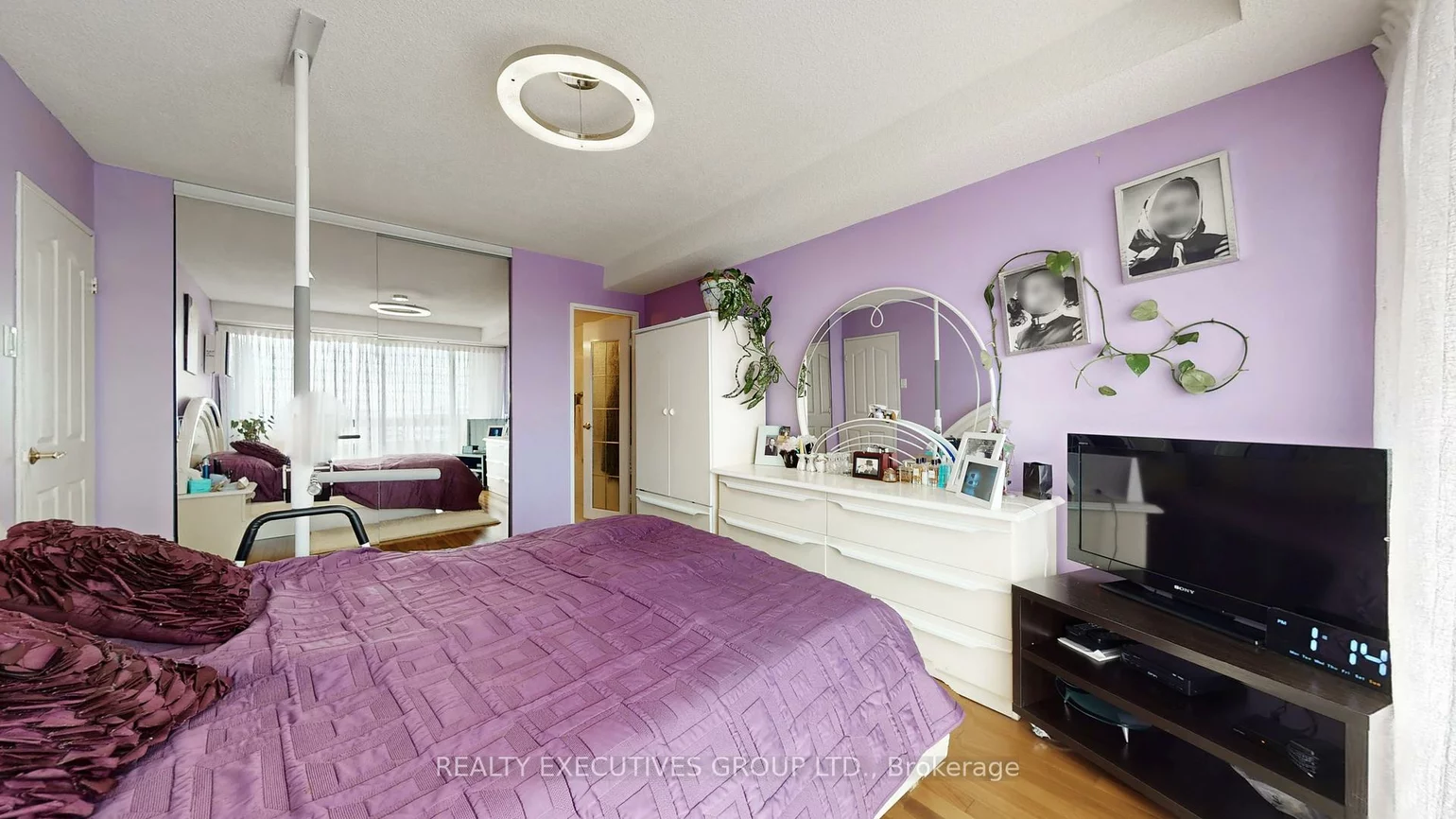 8111, Yonge, Royal Orchard, Markham