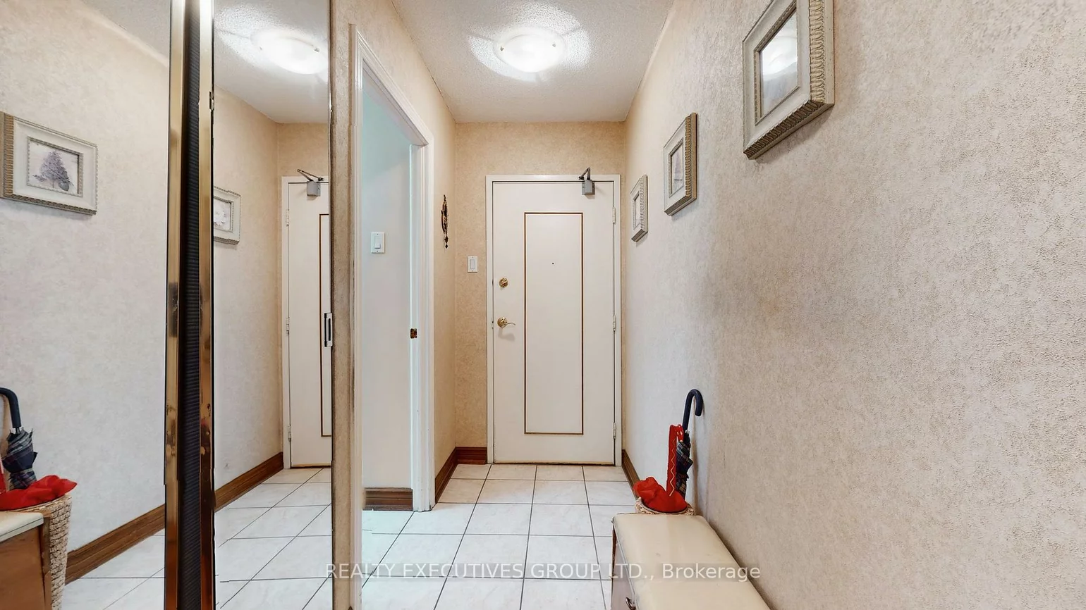 8111, Yonge, Royal Orchard, Markham