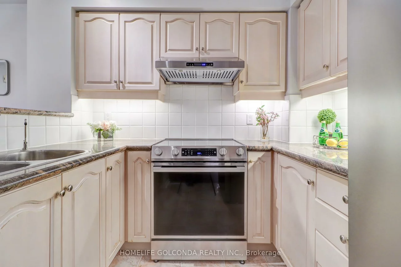 4, Cox, Unionville, Markham