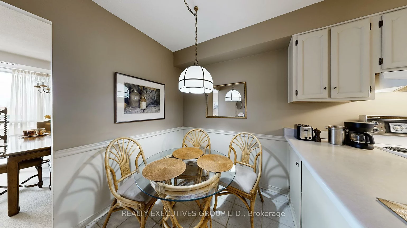 8111, Yonge, Royal Orchard, Markham