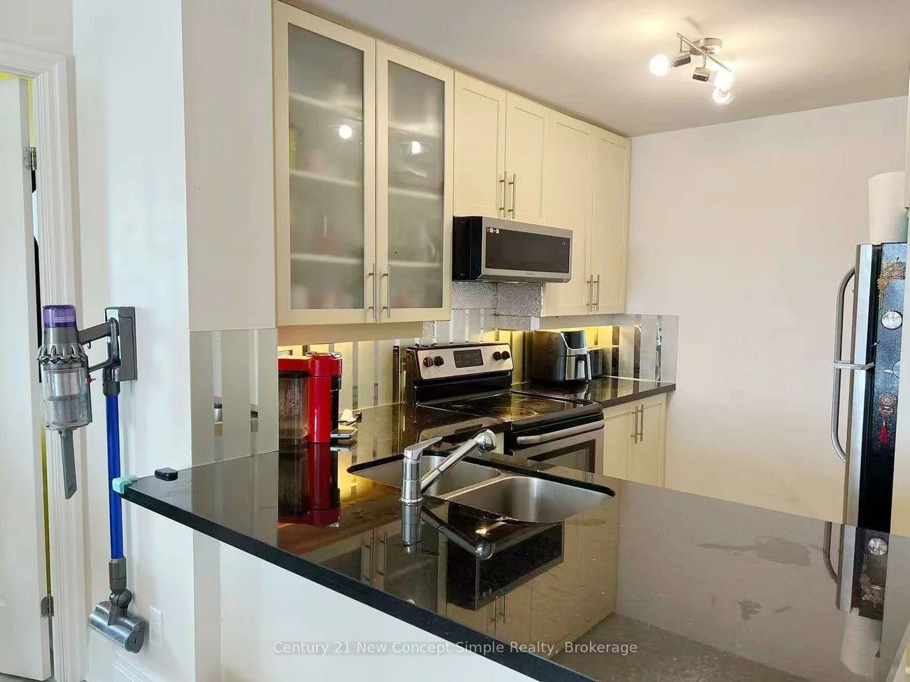 131, Upper Duke, Unionville, Markham