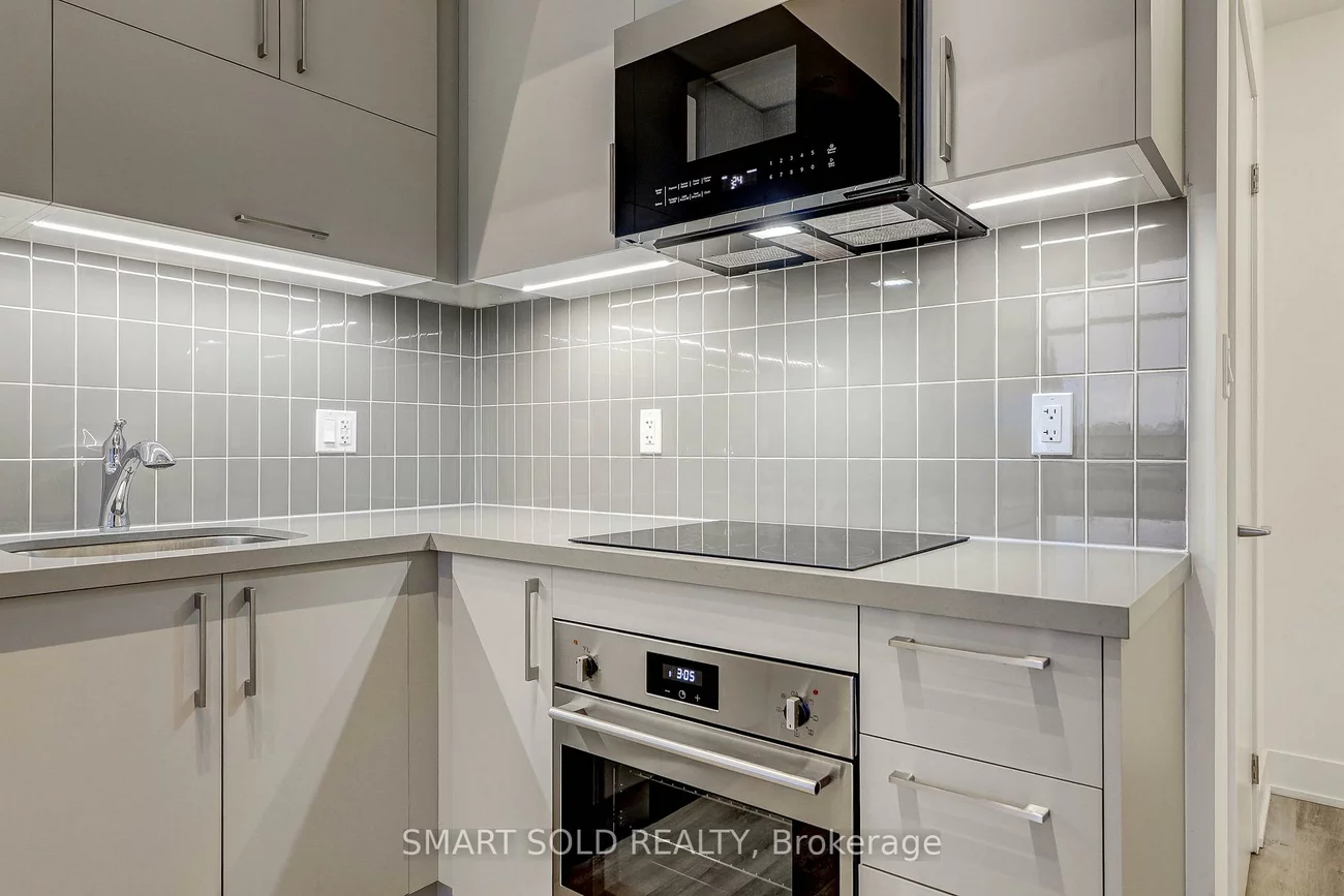 38, Andre De Grasse, Unionville, Markham