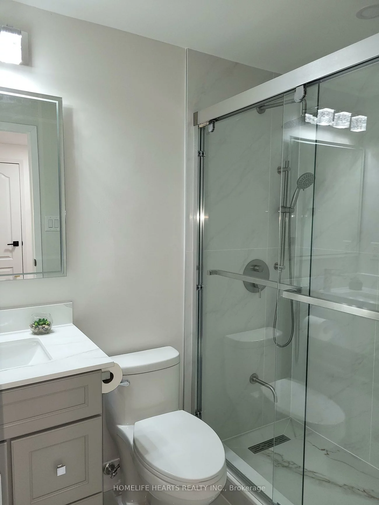 6, Woodglen, Unionville, Markham