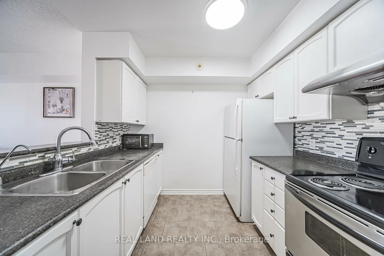 79, Sunrise, Milliken Mills East, Markham