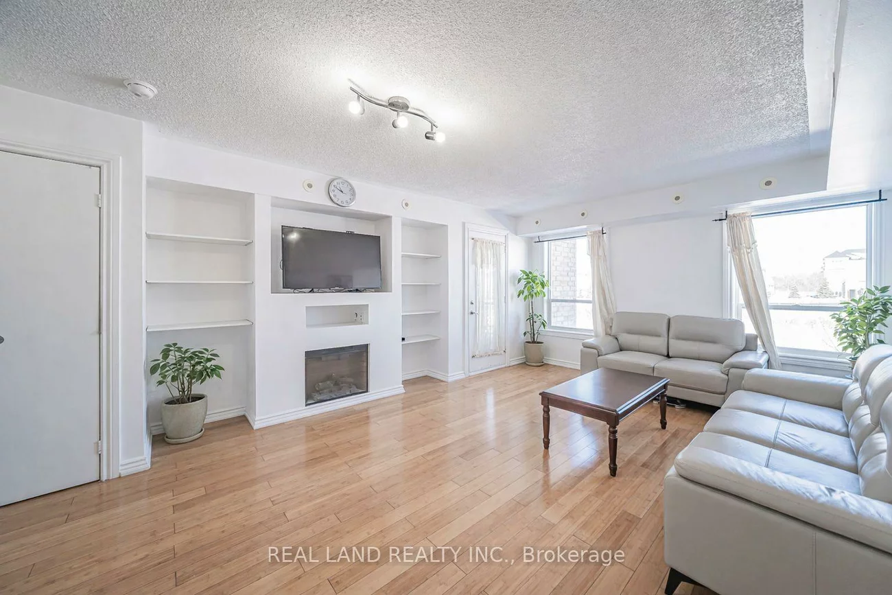 79, Sunrise, Milliken Mills East, Markham