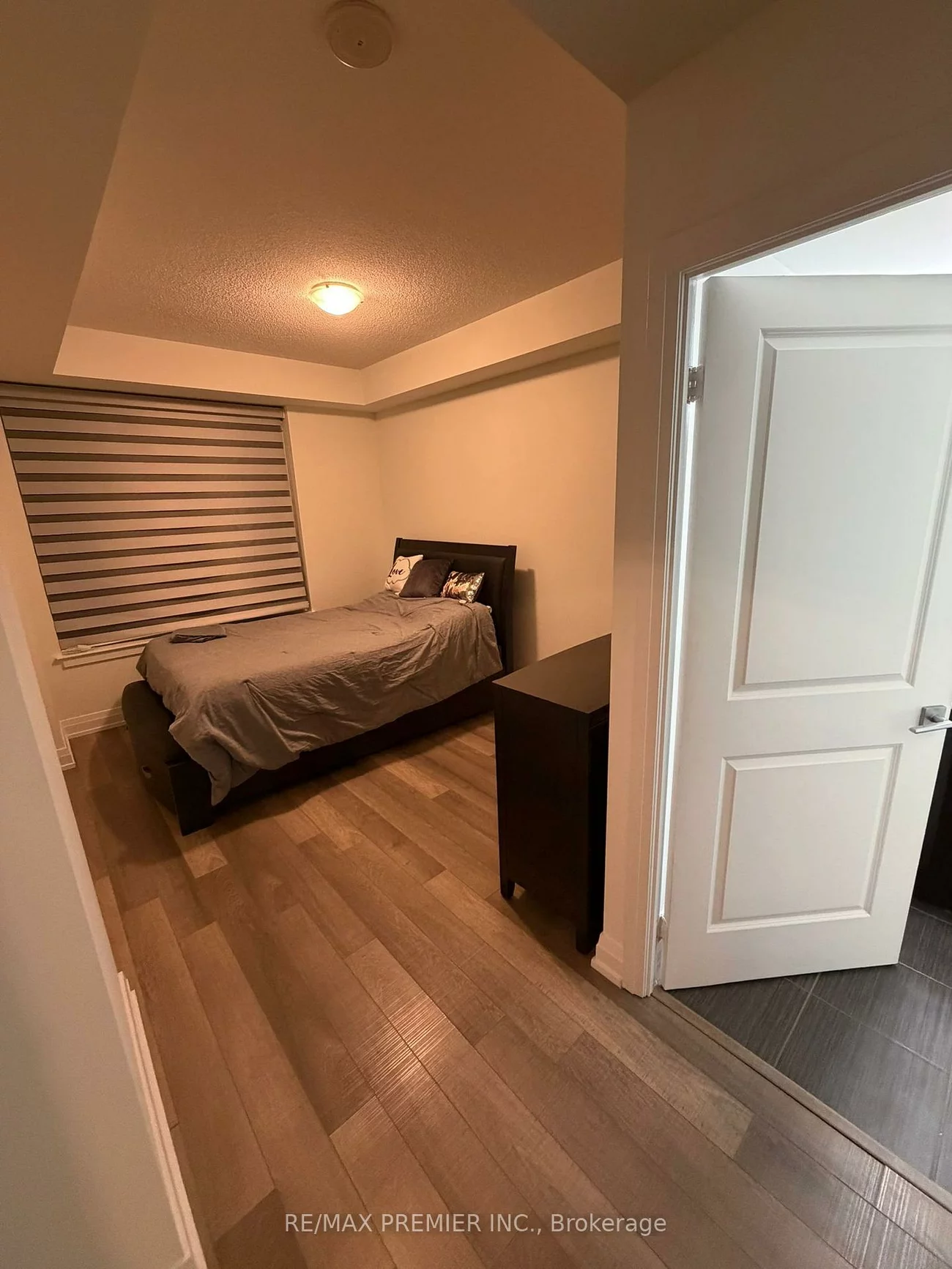 7167, Yonge, Thornhill, Markham