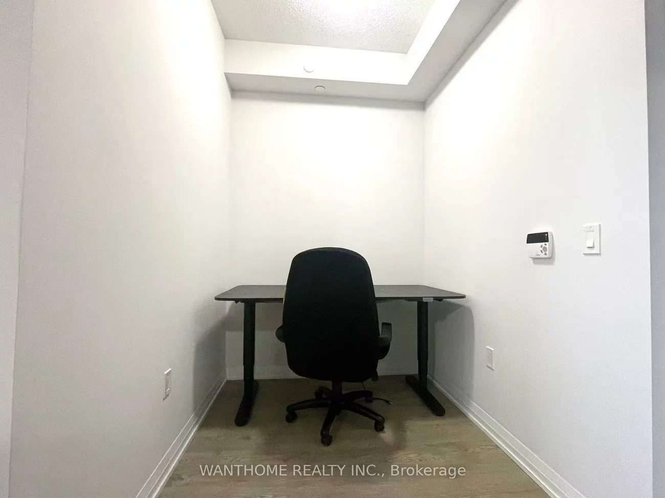 9560, Markham, Wismer, Markham