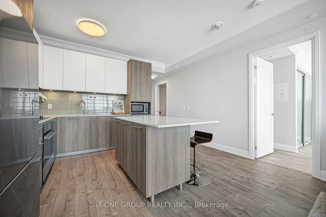 18, Water Walk, Unionville, Markham