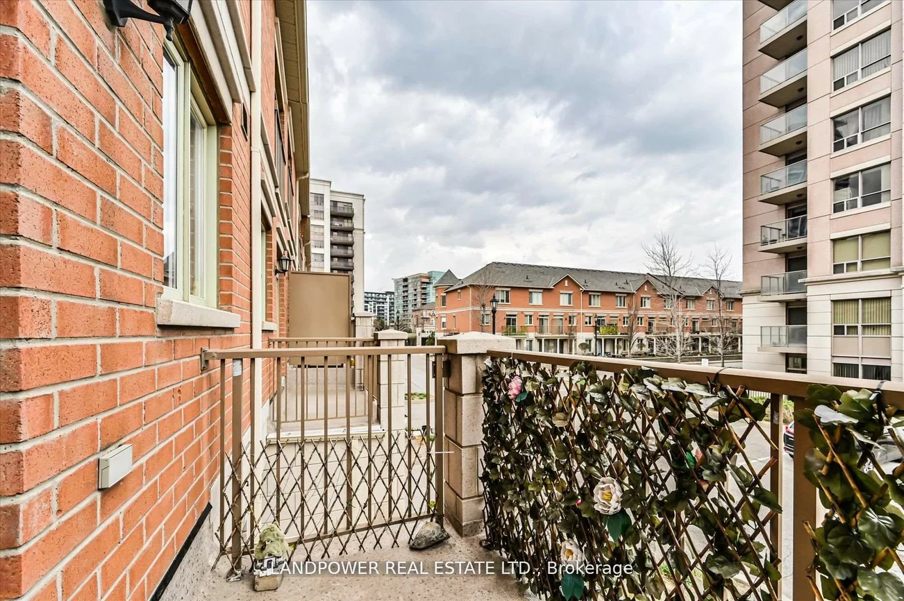 7, Saddlecreek, Commerce Valley, Markham