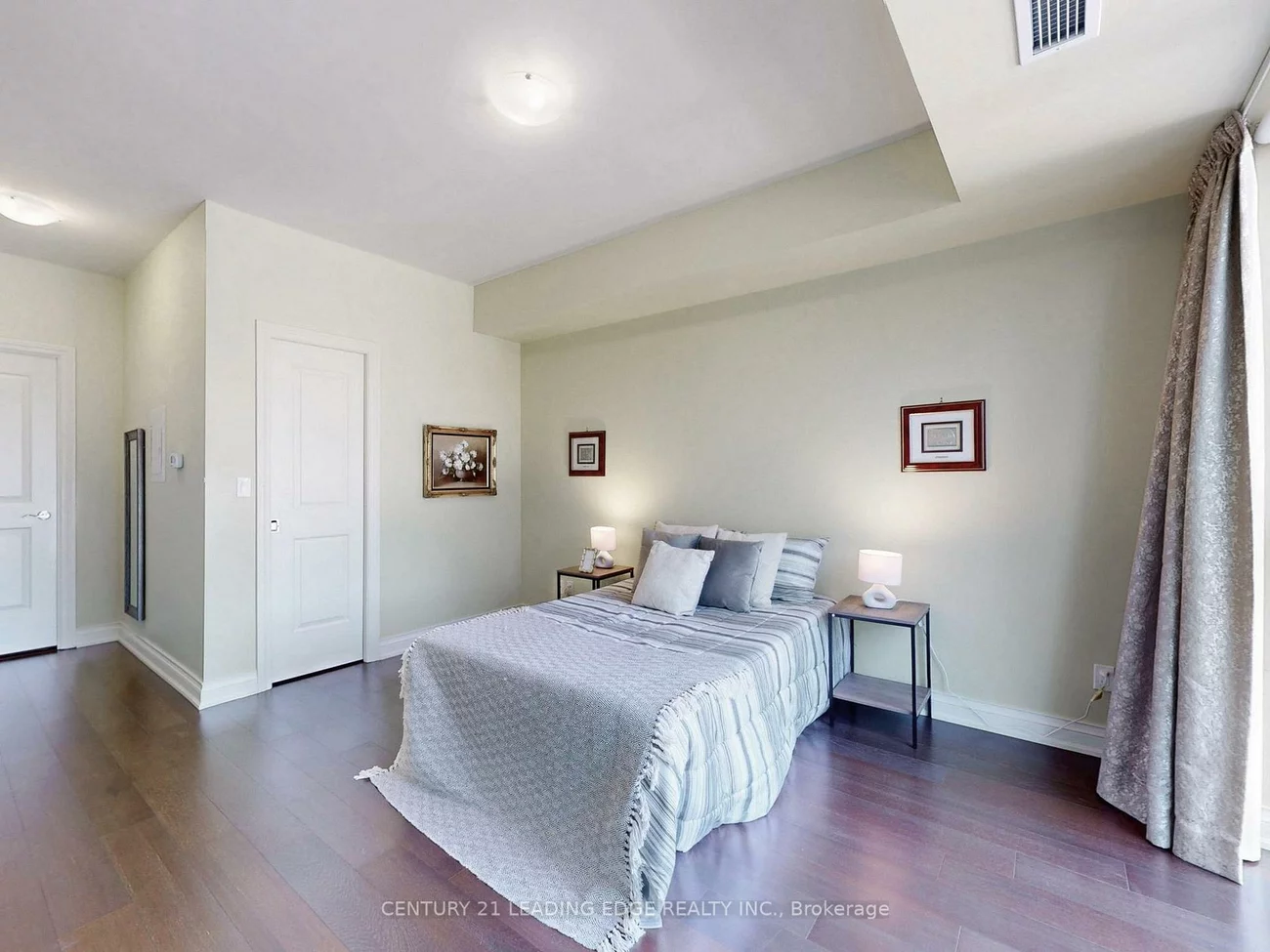 68, Main, Old Markham Village, Markham