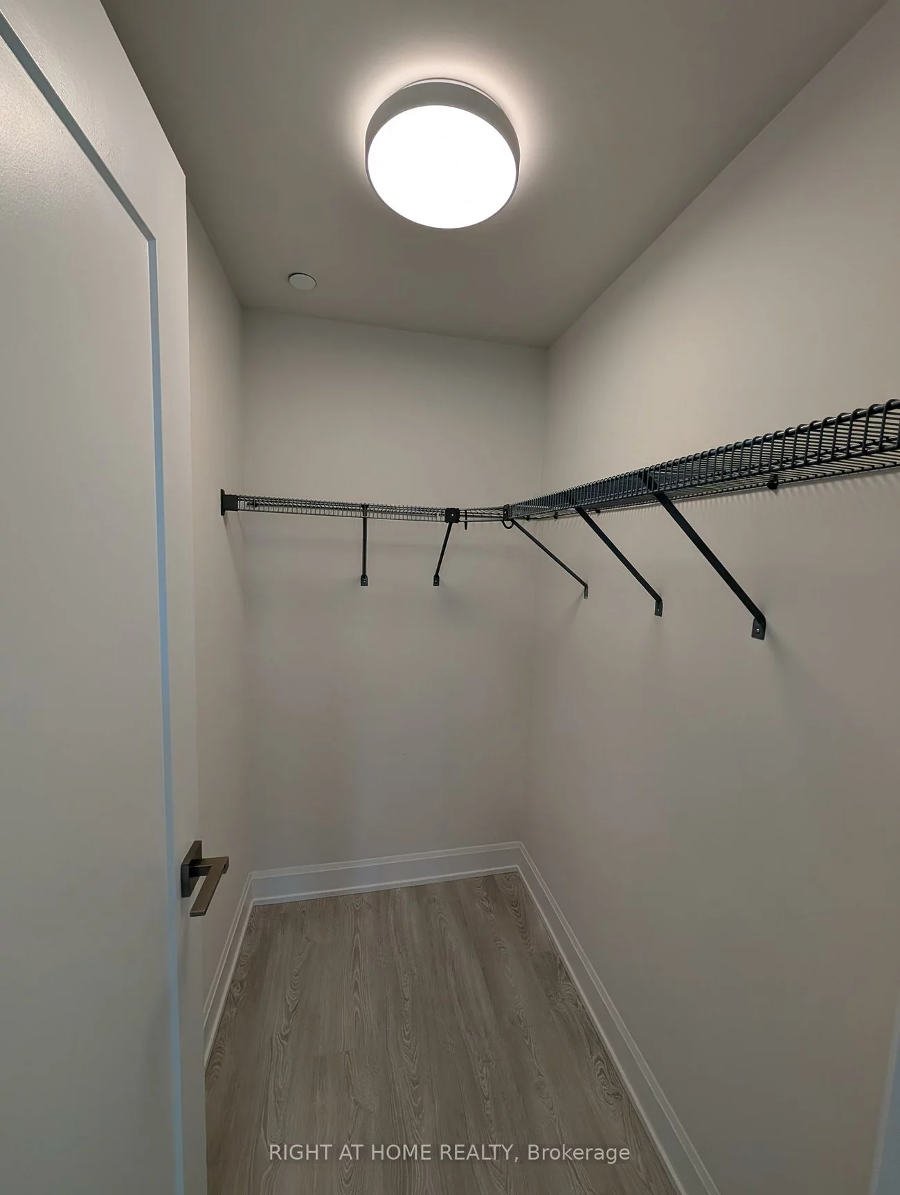 18, Water Walk, Unionville, Markham