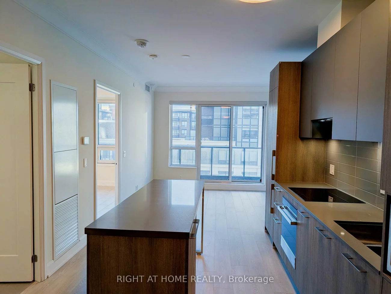 18, Water Walk, Unionville, Markham