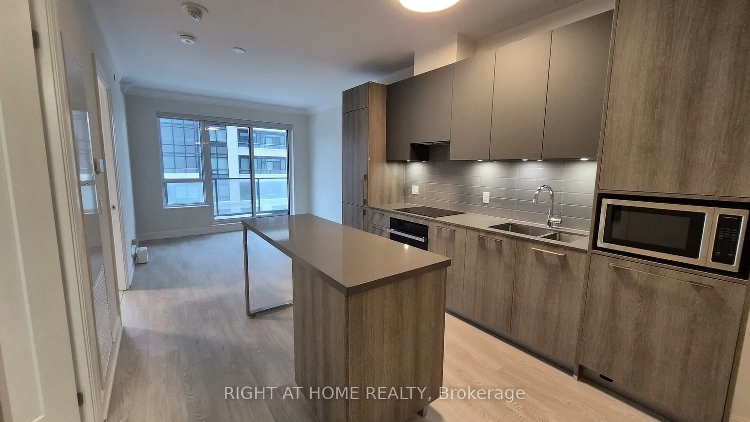 18, Water Walk, Unionville, Markham