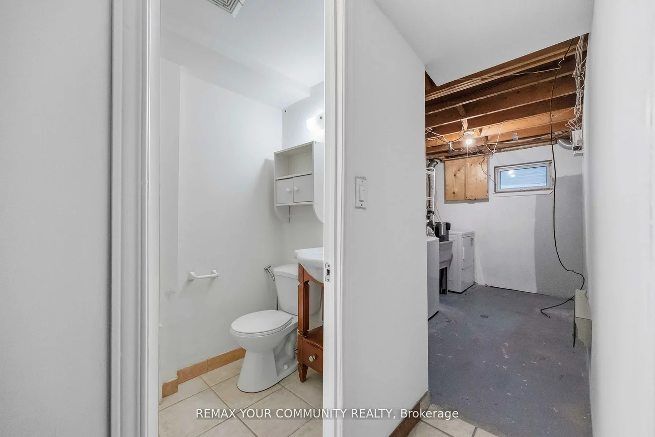 22, porterfield, Aileen-Willowbrook, Markham