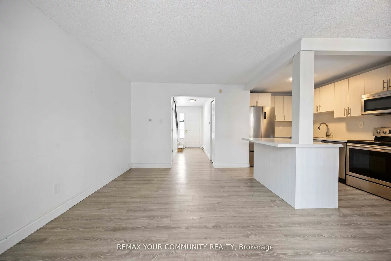 22, porterfield, Aileen-Willowbrook, Markham