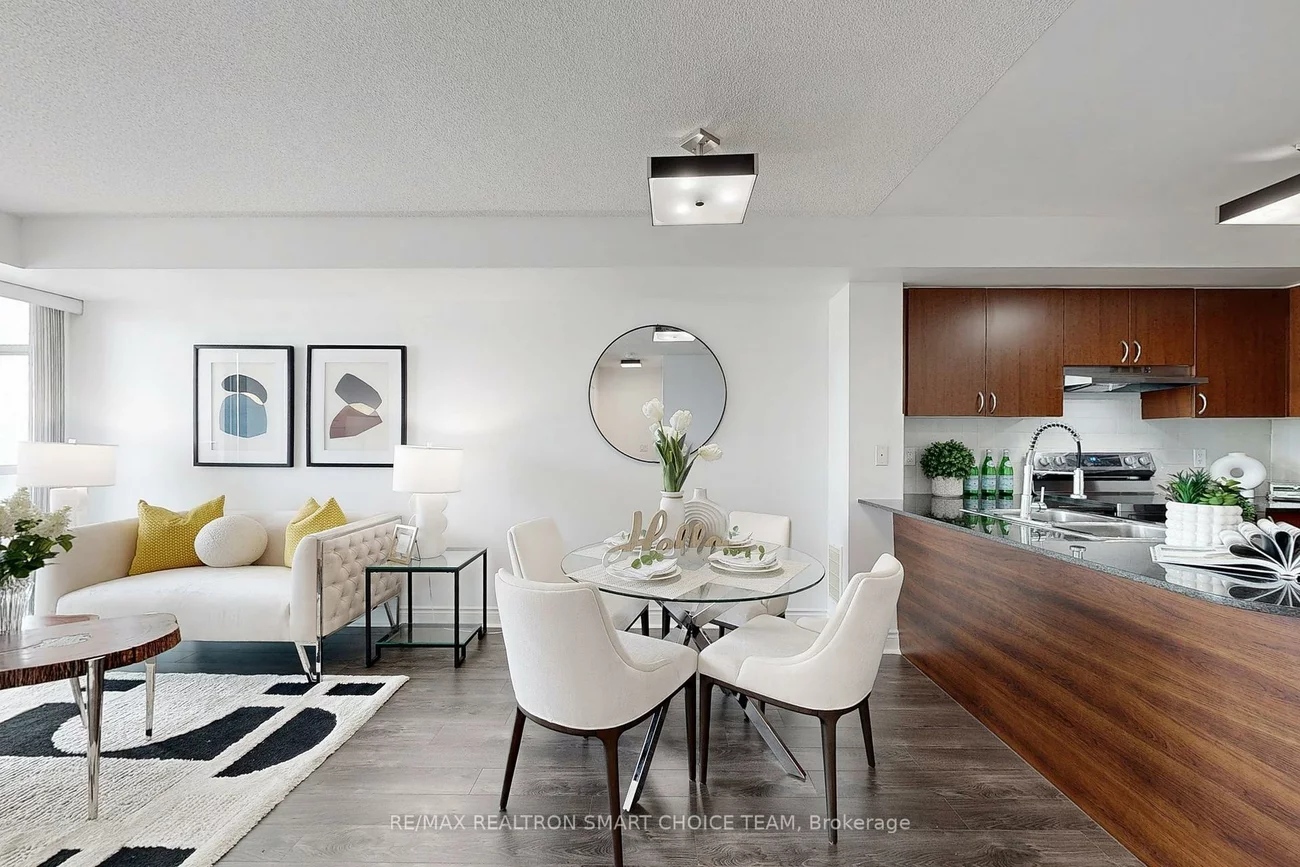 75, South Town Centre, Unionville, Markham