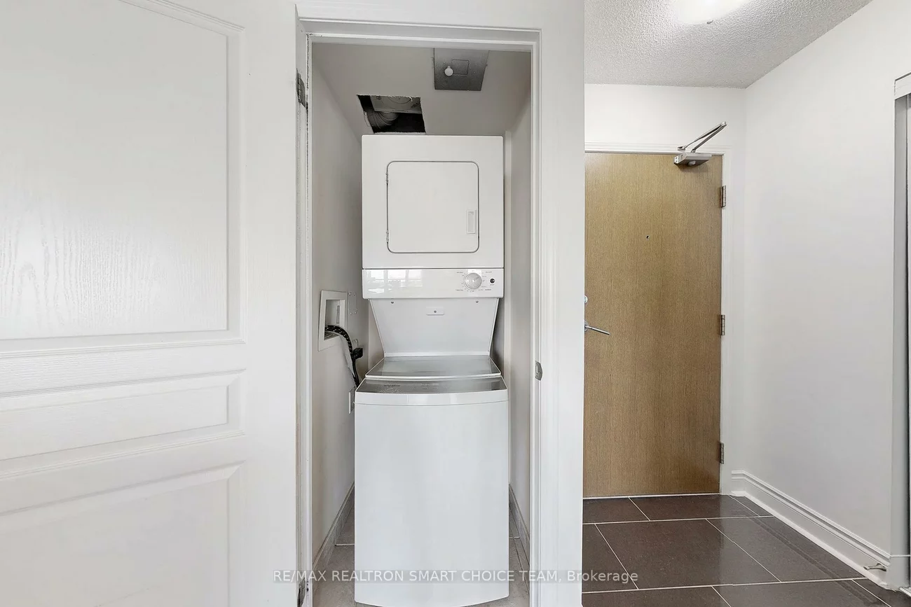 75, South Town Centre, Unionville, Markham