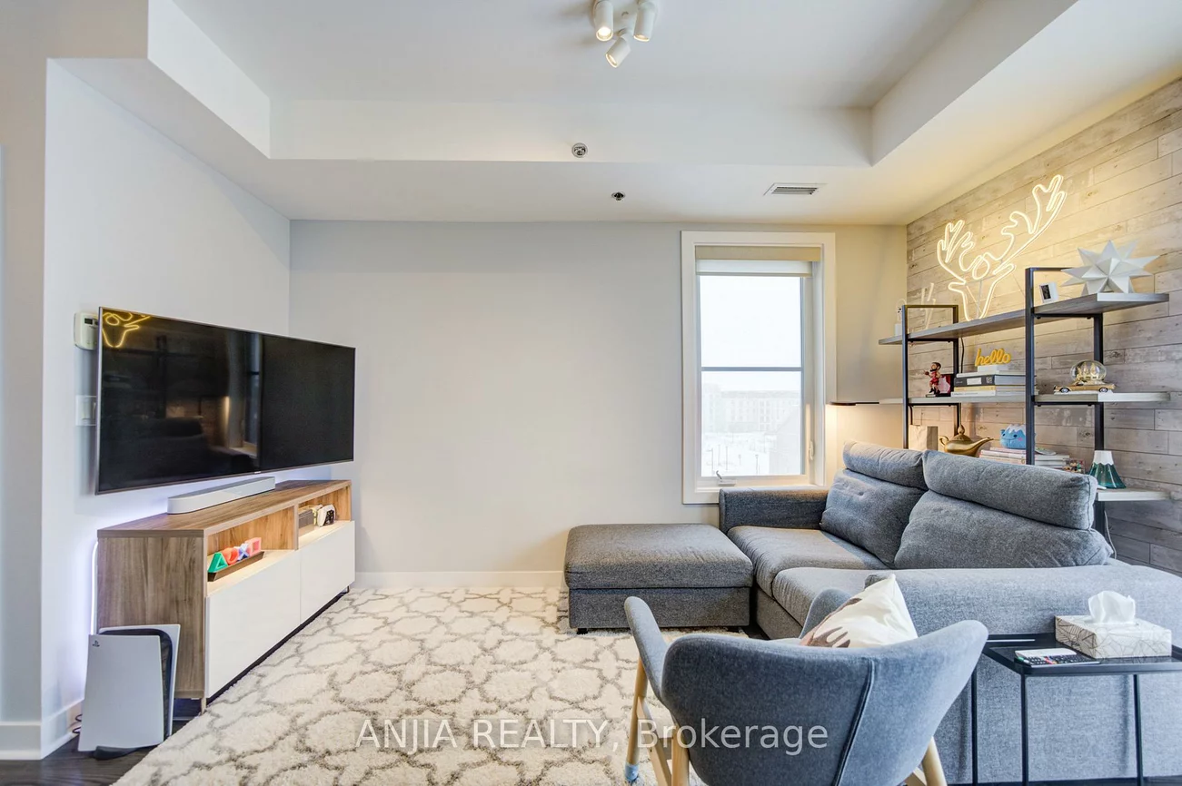 28, Prince Regent, Cathedraltown, Markham