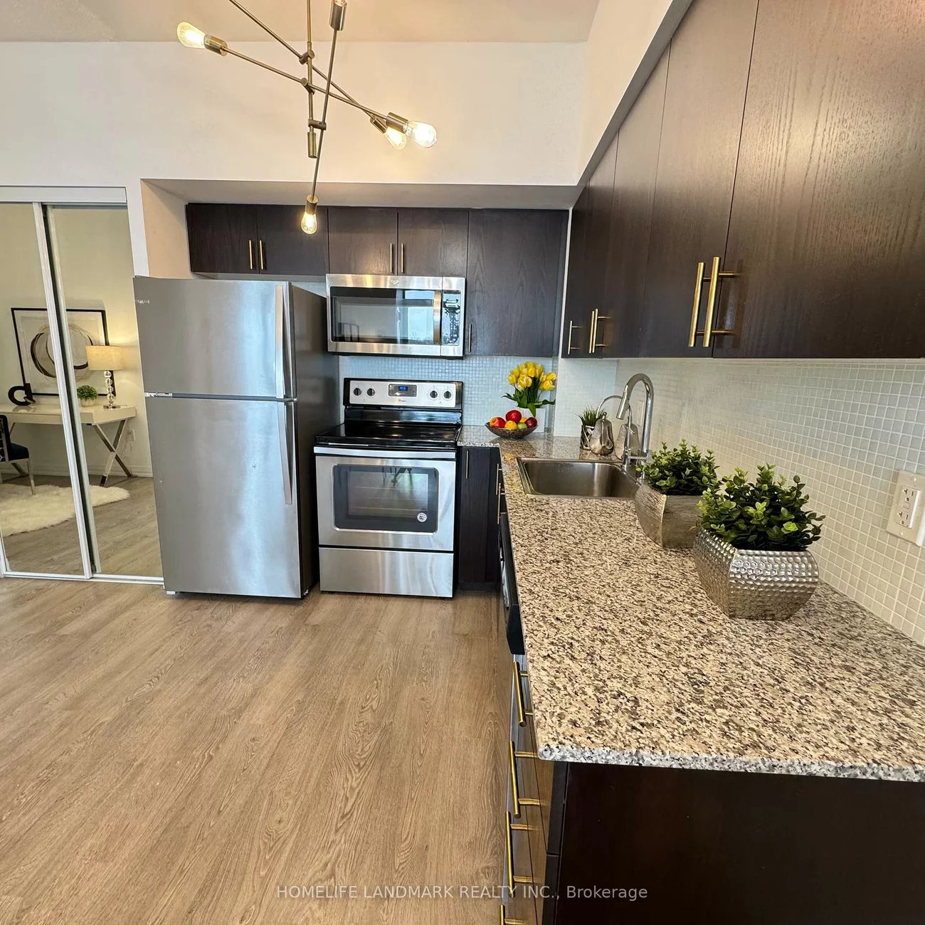 9560, Markahm, Wismer, Markham