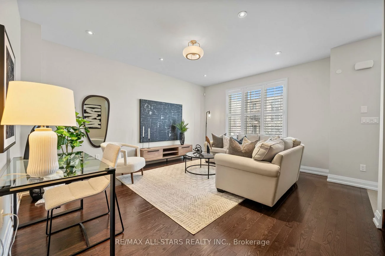 85, Village, Unionville, Markham