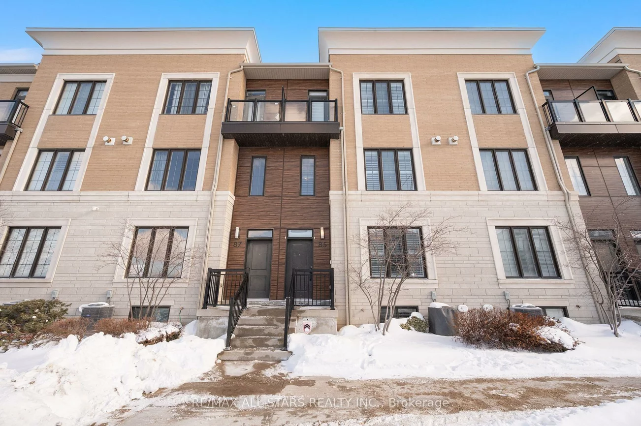 85, Village, Unionville, Markham