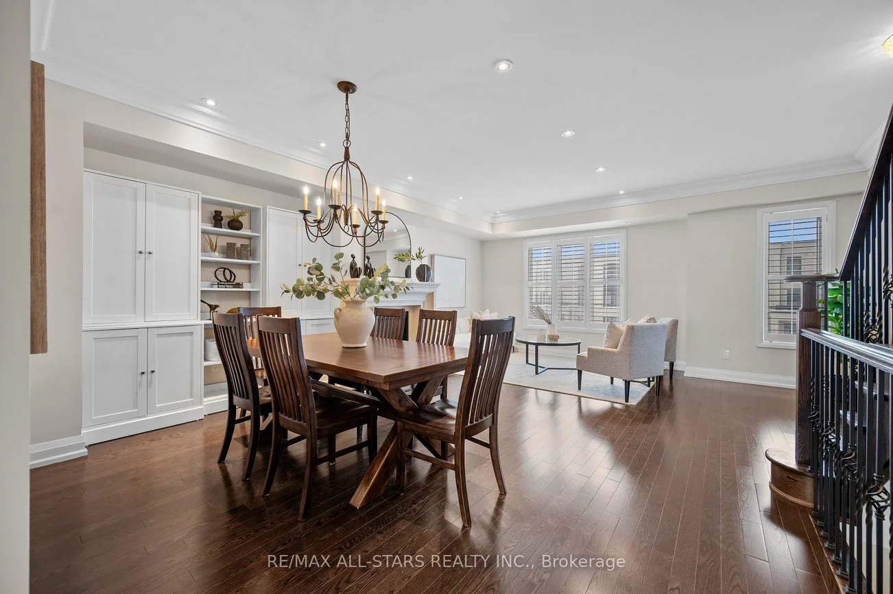 85, Village, Unionville, Markham