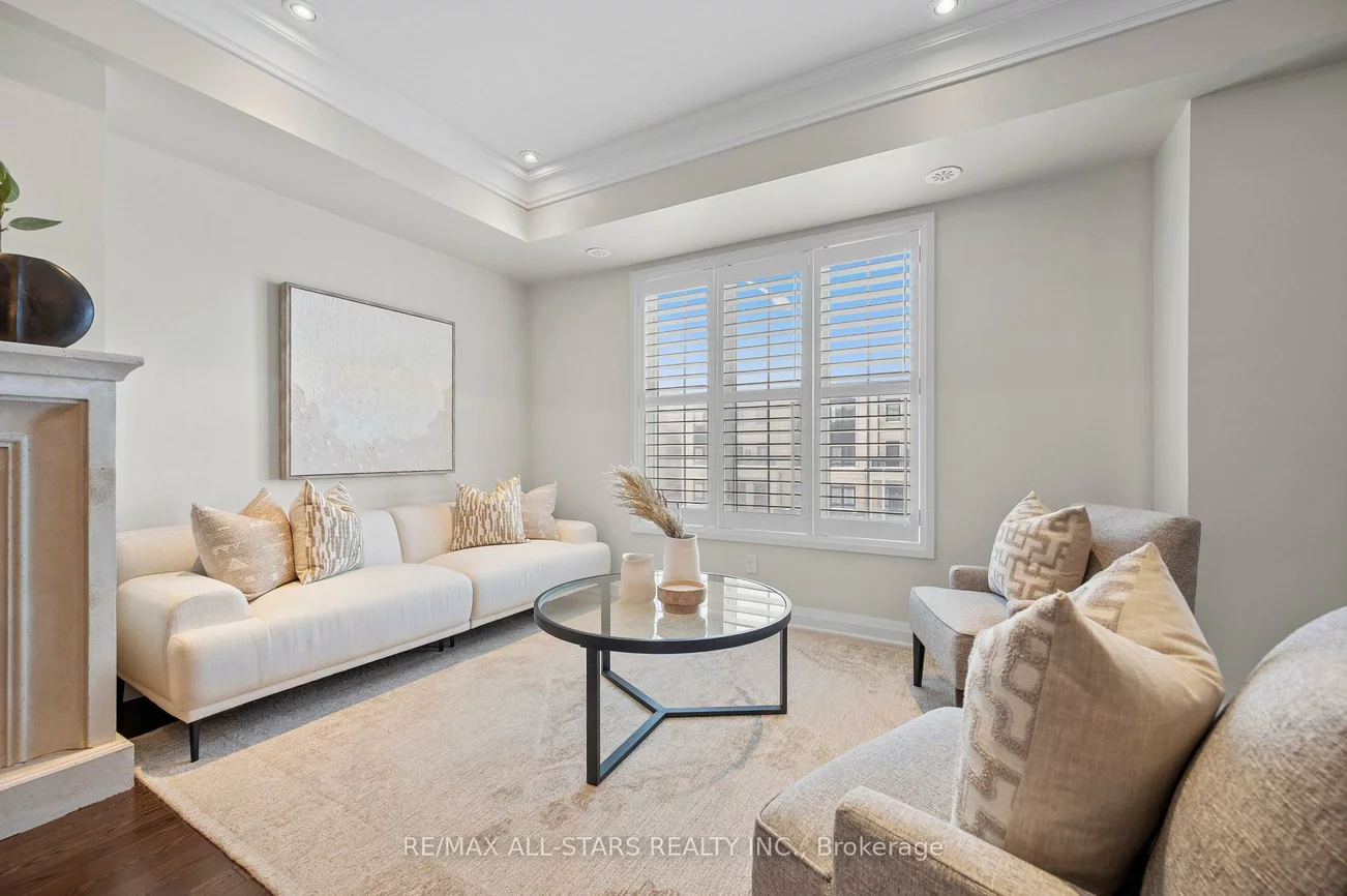 85, Village, Unionville, Markham