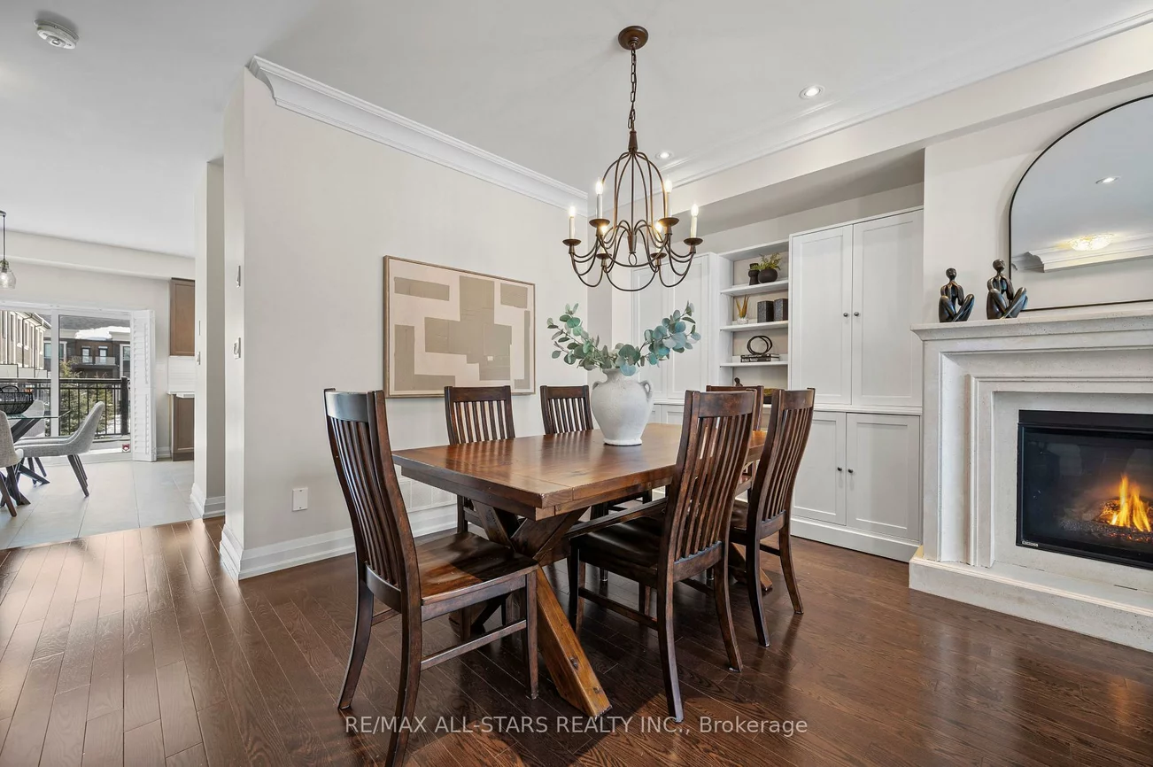 85, Village, Unionville, Markham