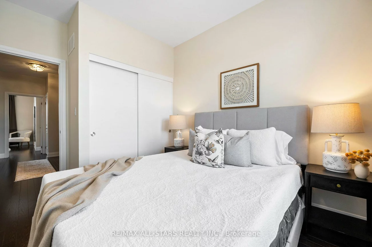 85, Village, Unionville, Markham