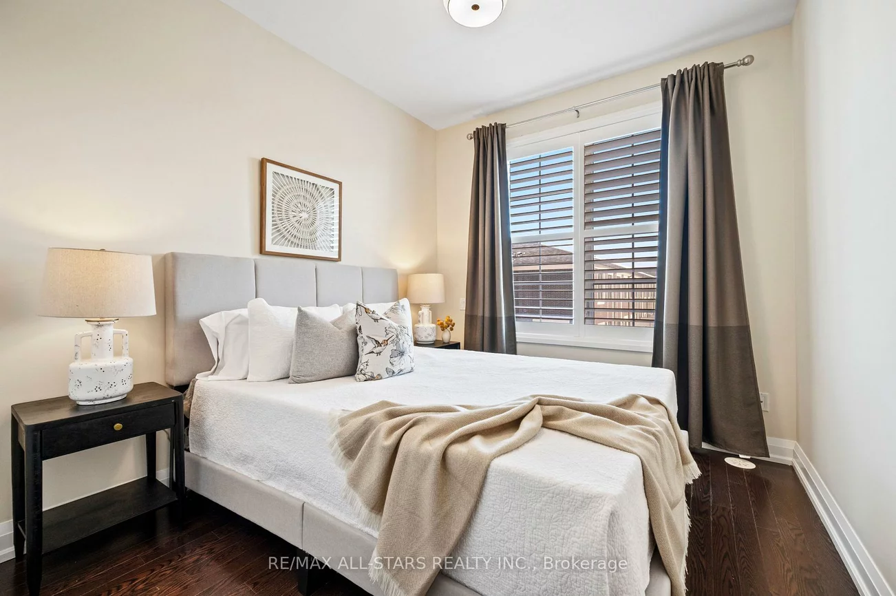 85, Village, Unionville, Markham