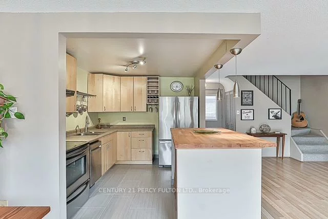 16, Elgin, Thornhill, Markham