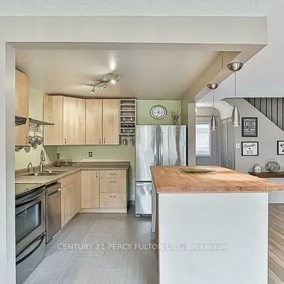 16, Elgin, Thornhill, Markham