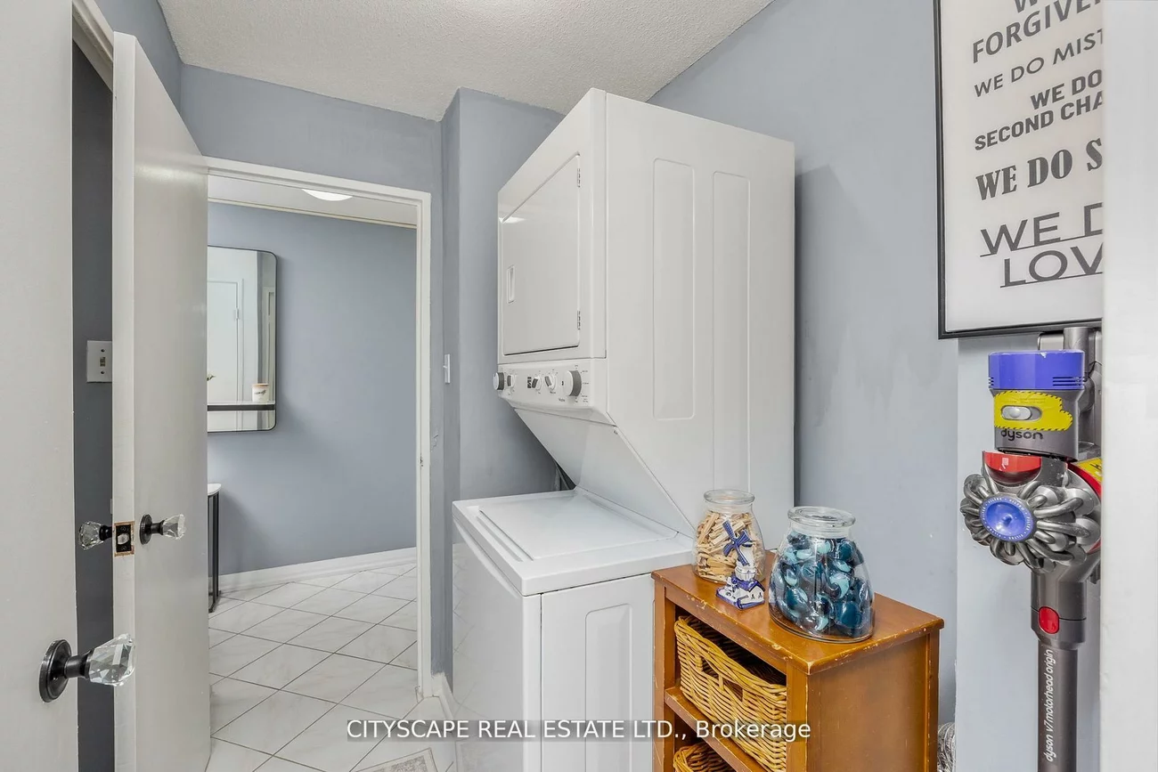 1, Royal Orchard Blv, Royal Orchard, Markham