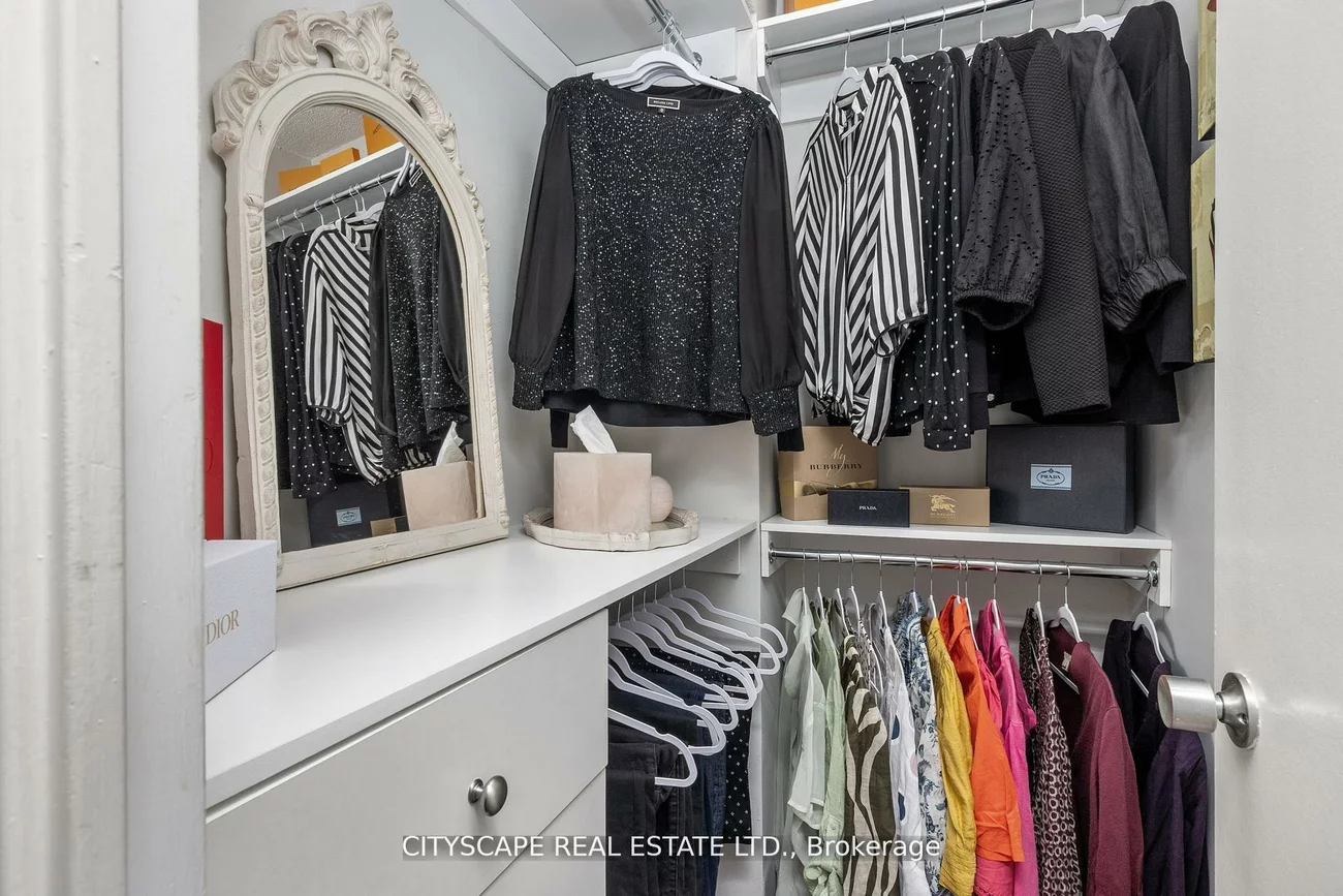 1, Royal Orchard Blv, Royal Orchard, Markham