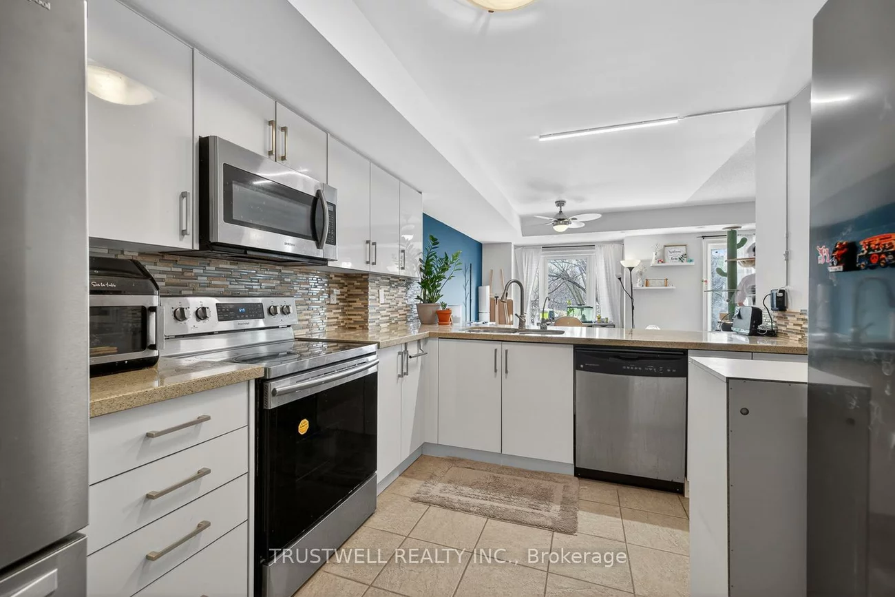 306, John, Aileen-Willowbrook, Markham