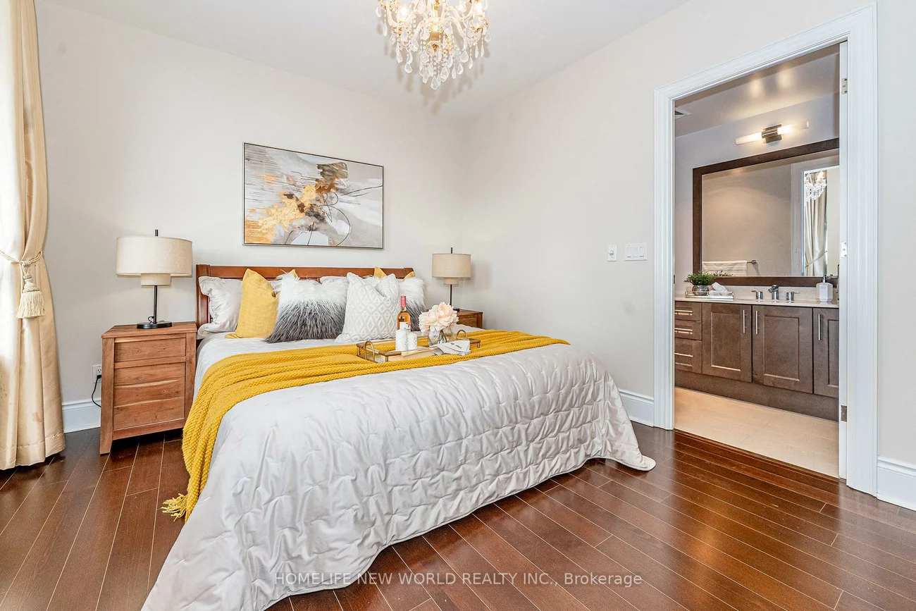 23, Cox, Unionville, Markham