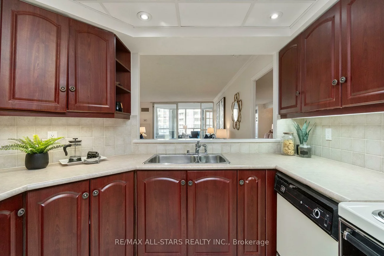 610, Bullock, Markville, Markham