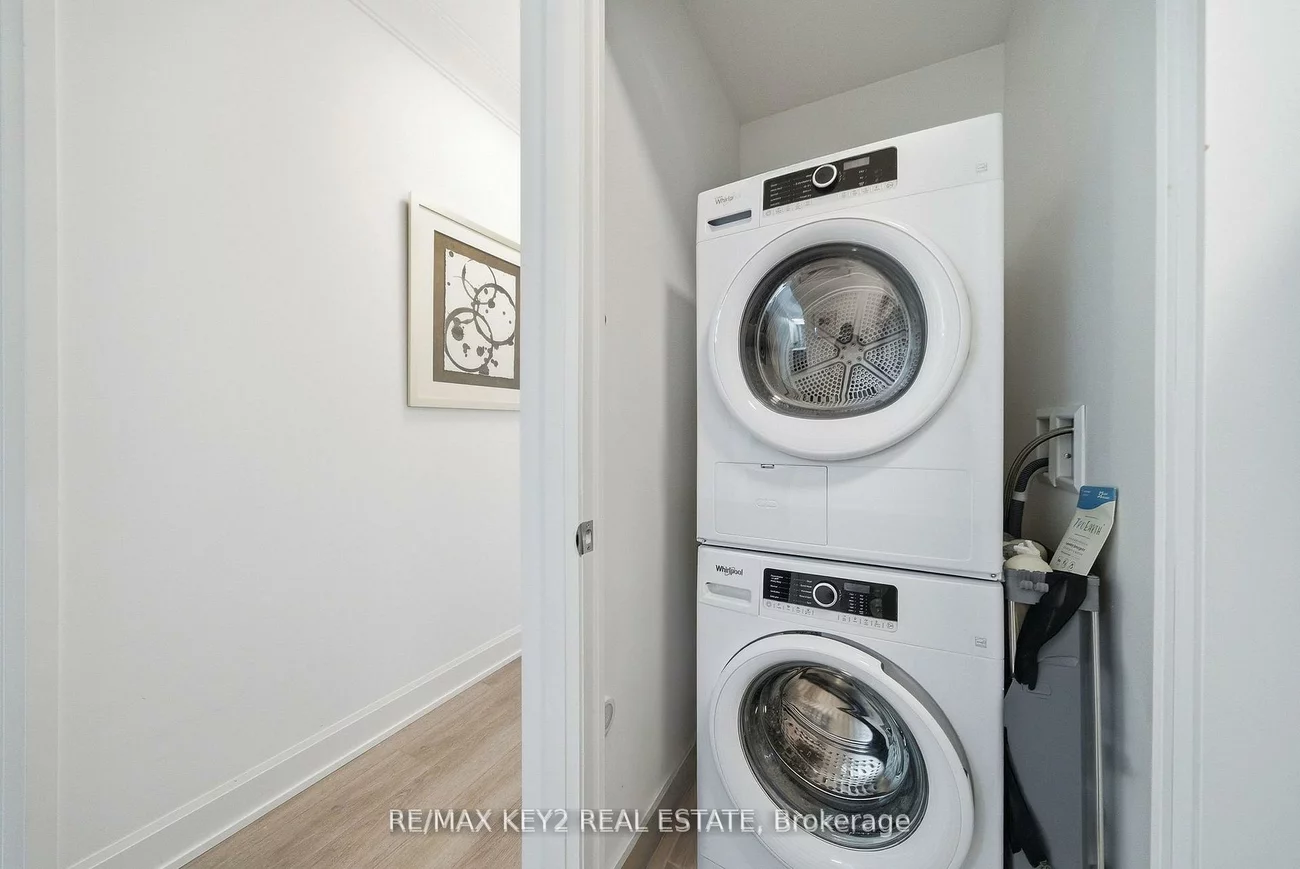 38, Water Walk, Unionville, Markham