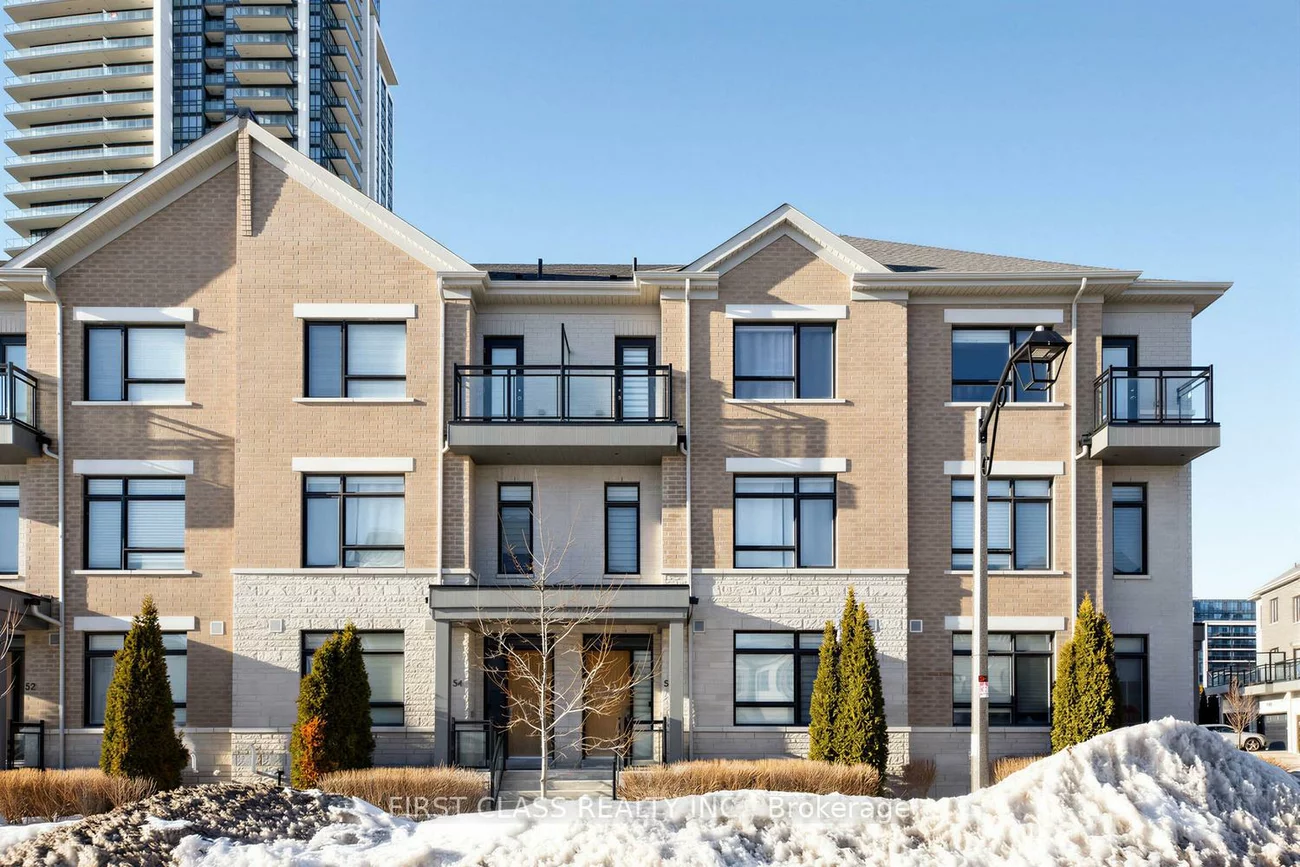 56, Active, Commerce Valley, Markham