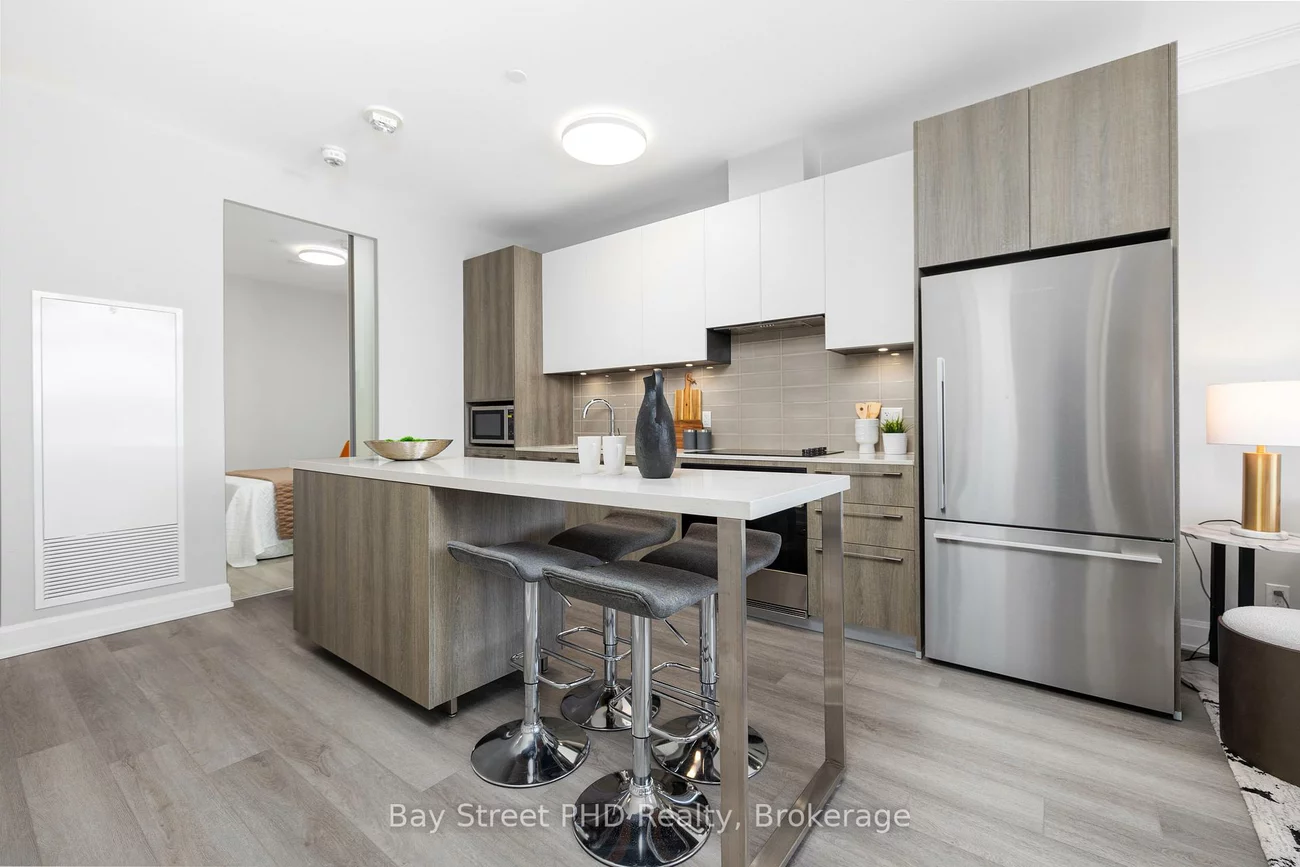 38, Water Walk, Unionville, Markham