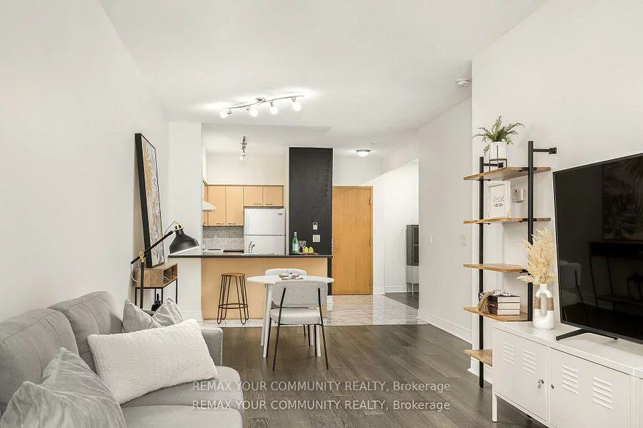 48, Suncrest, Commerce Valley, Markham