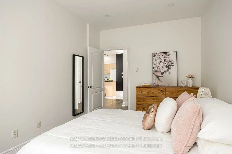 48, Suncrest, Commerce Valley, Markham