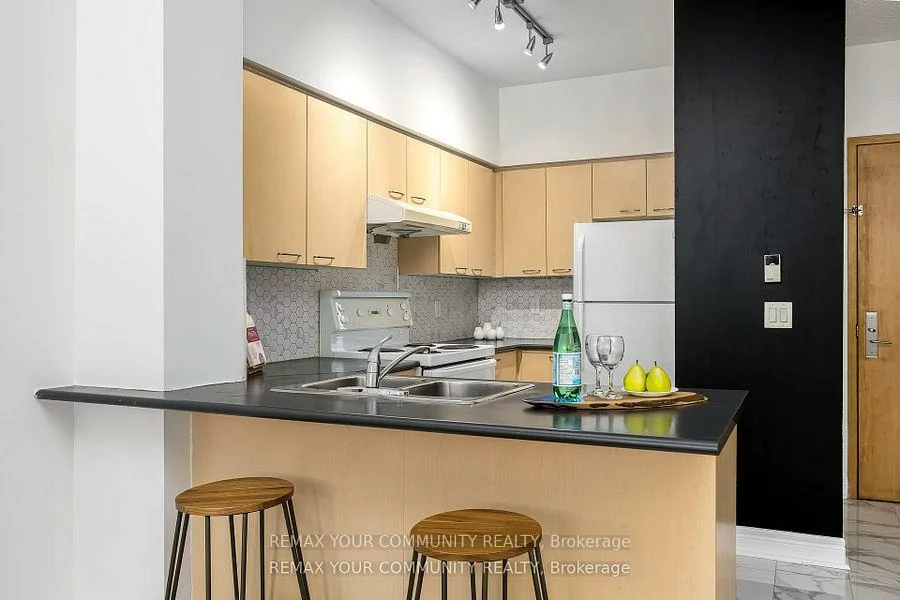 48, Suncrest, Commerce Valley, Markham