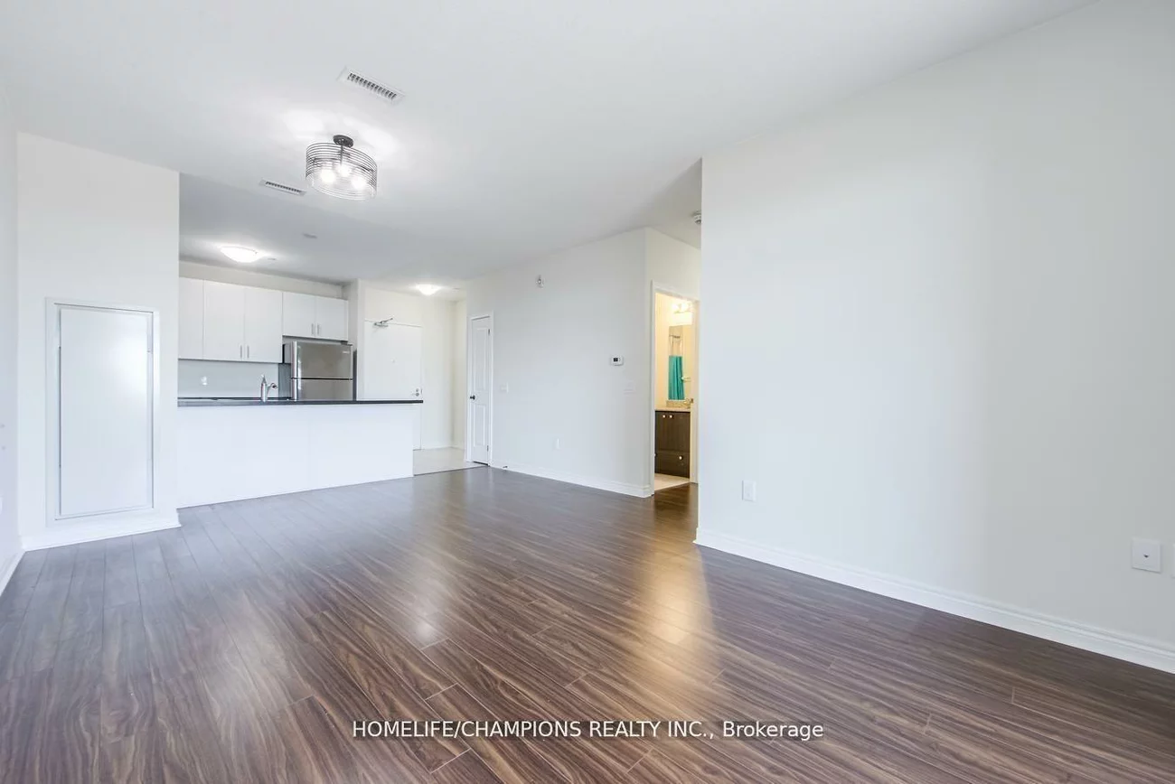 7325, Markham, Cedarwood, Markham