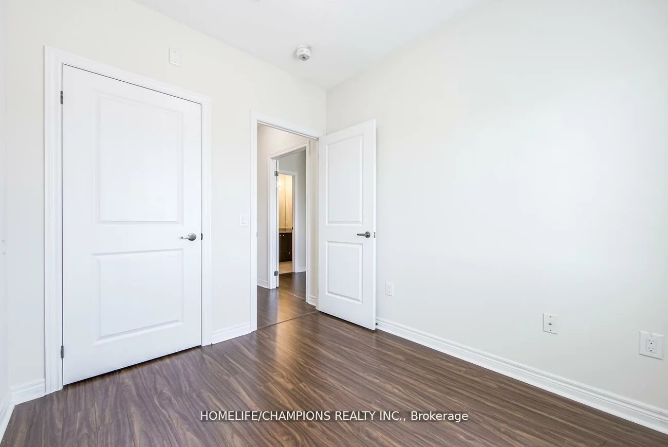 7325, Markham, Cedarwood, Markham