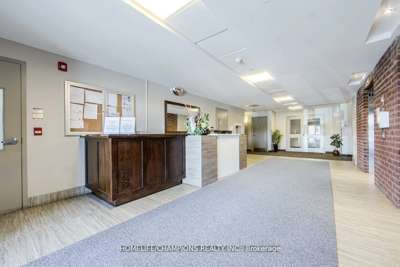 7325, Markham, Cedarwood, Markham