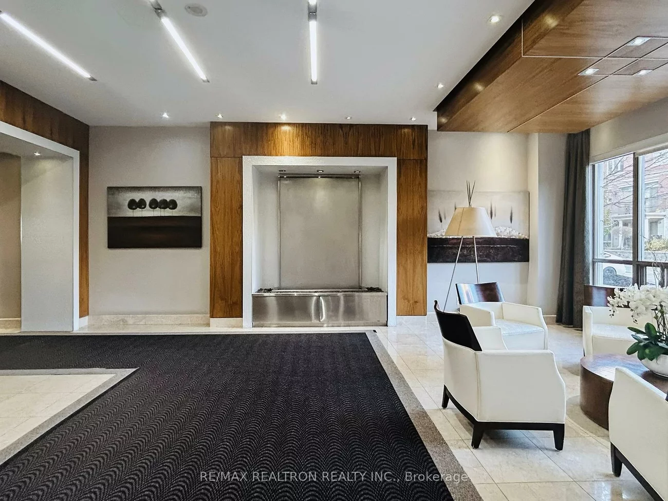 37, Galleria, Commerce Valley, Markham